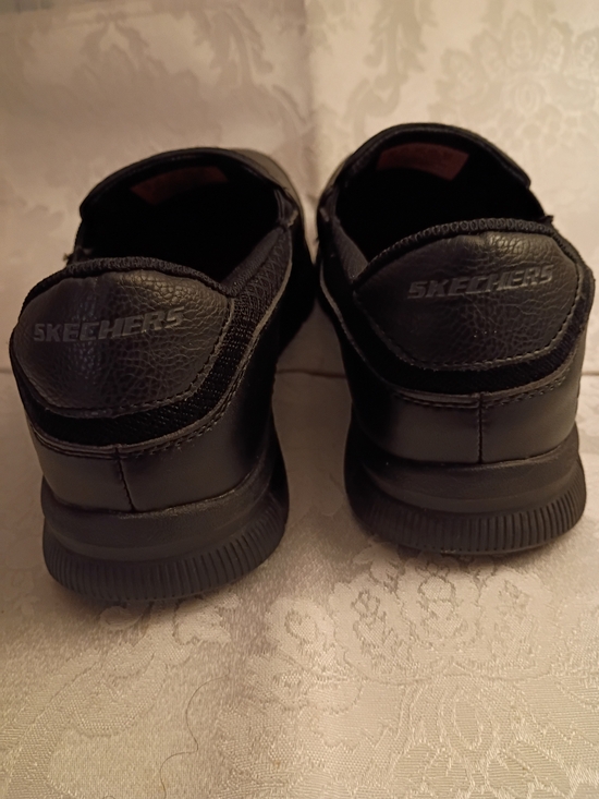 SKECHERS Black Slip-On Work Shoes Men\'s Sz 7.5 main image 4
